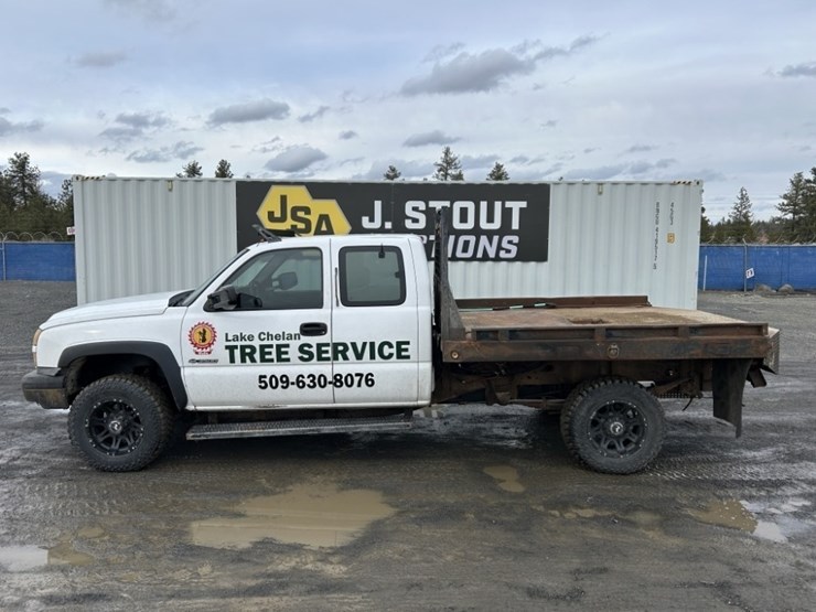 2006-chevrolet-silverado-3500-image-2