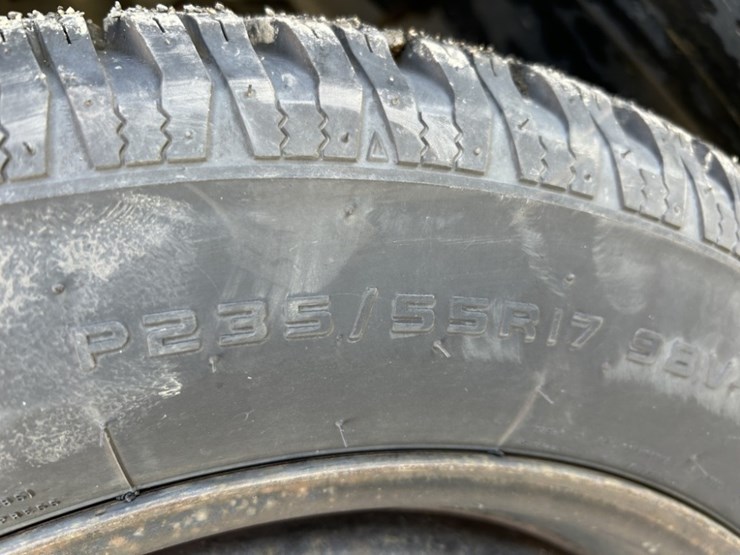 2007-ford-crown-victoria-sedan-image-32