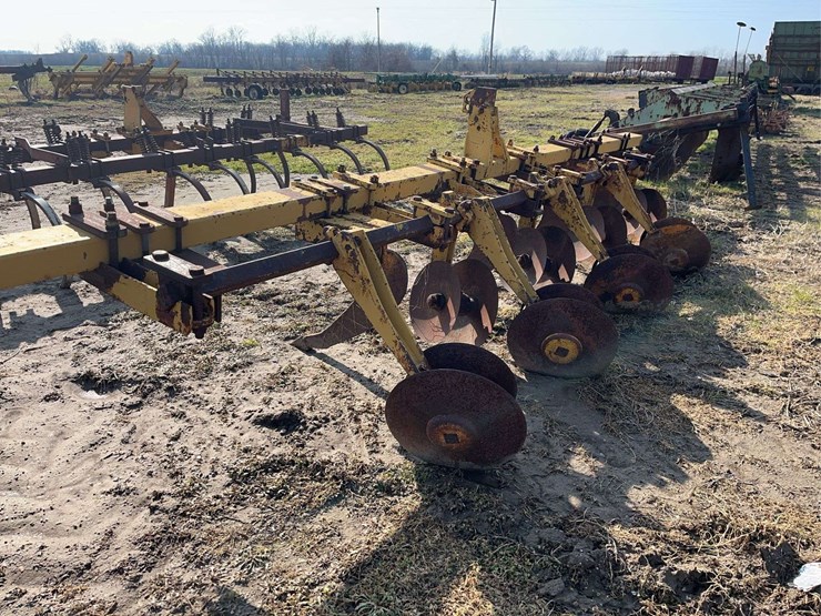 amco-4-bottom-ripper-hipper-image-4