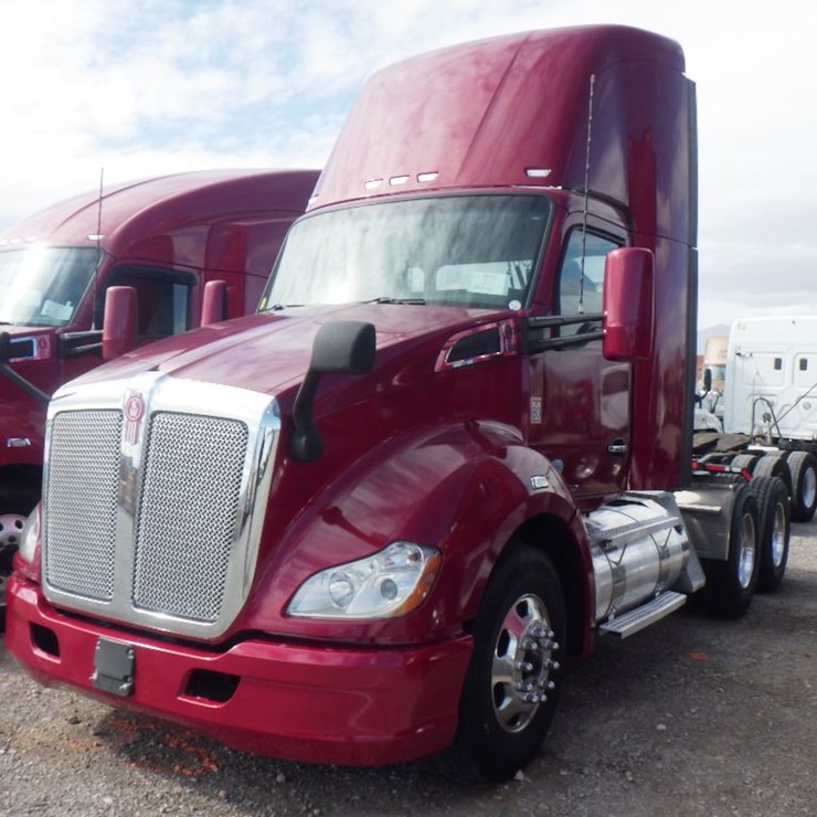 2020 KENWORTH T680
