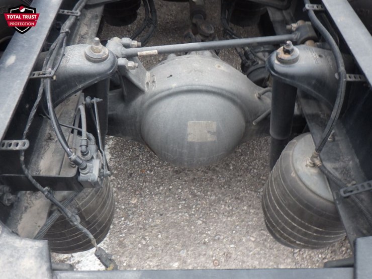 2020-kenworth-t680-image-9