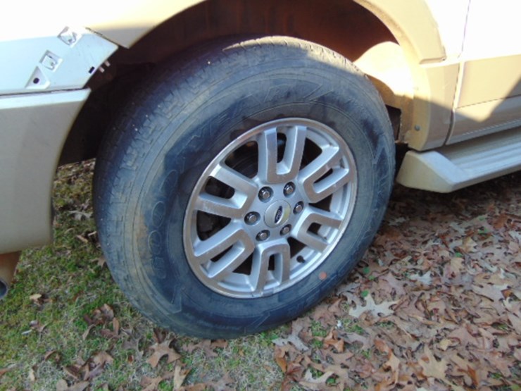 2007-ford-expedition-image-3