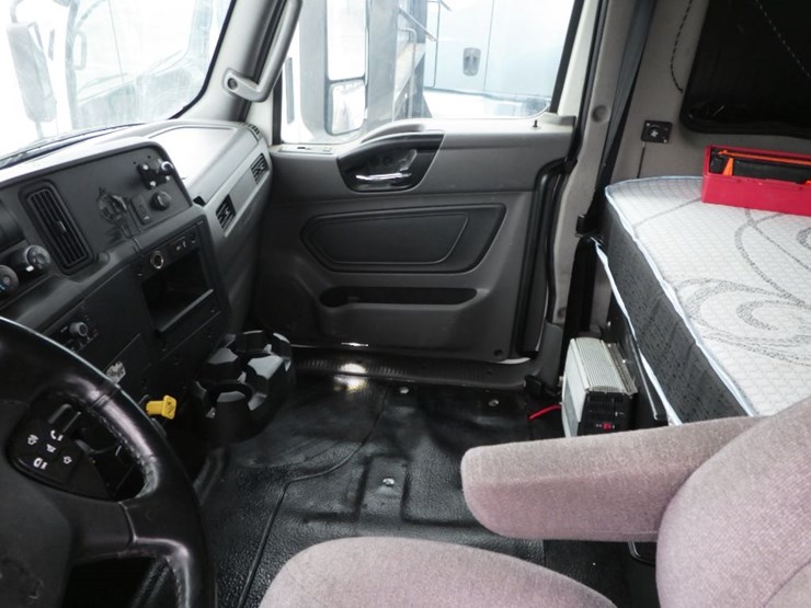 2022-international-mv607-image-17