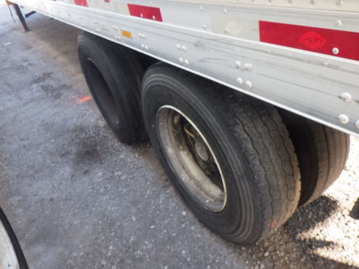 2022-utility-4000d-x-image-16