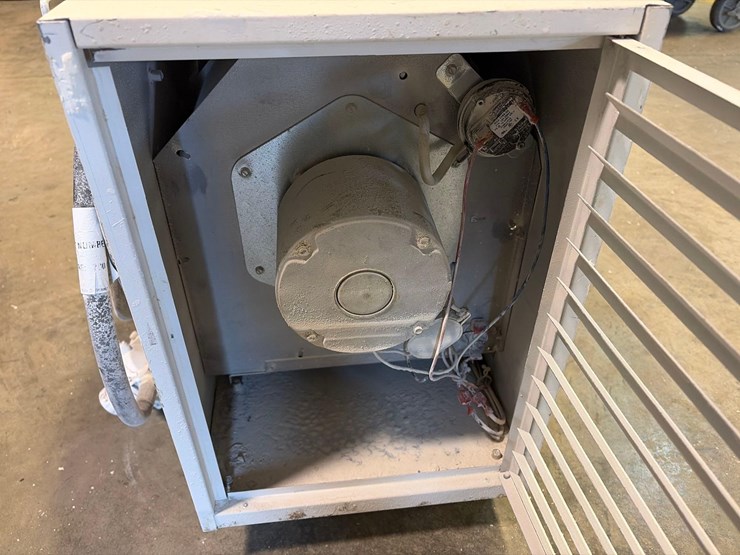 l.b.-white-premier-80df-heater-image-5