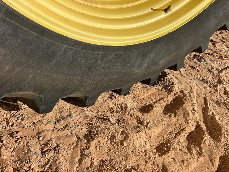 2010-john-deere-8295r-image-14