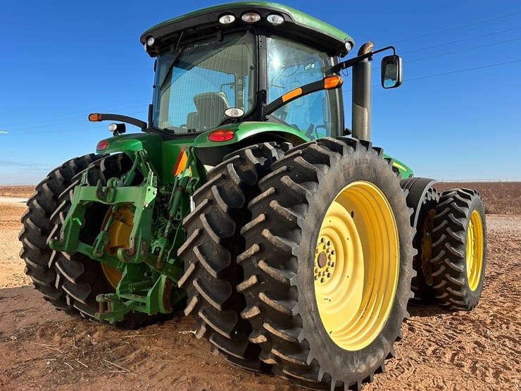2010-john-deere-8295r-image-3