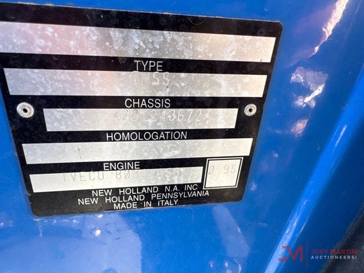 new-holland-tn55-image-17