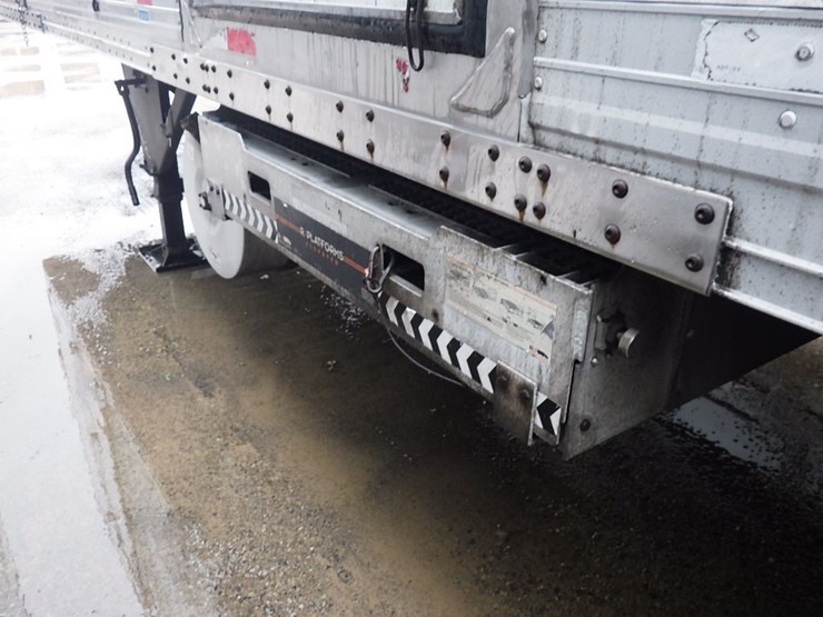 2016-hyundai-reefer-image-23