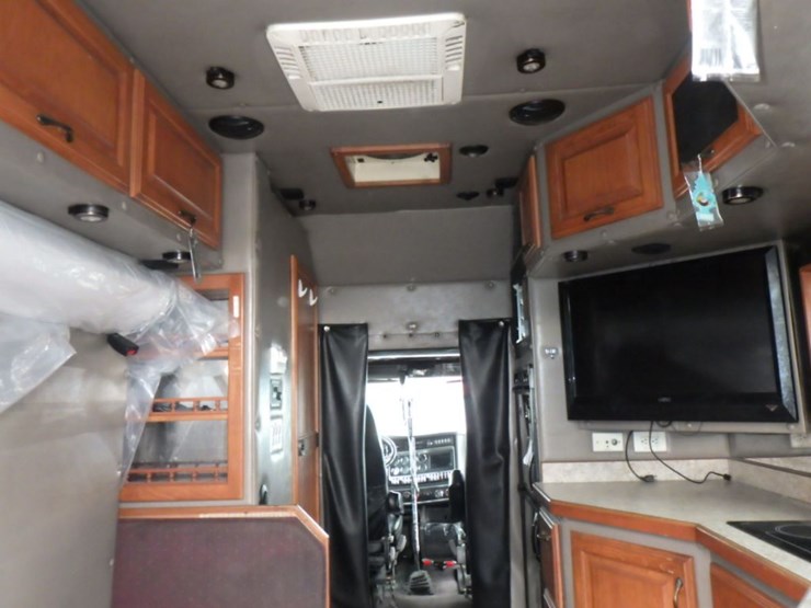 2014-kenworth-t660-image-6