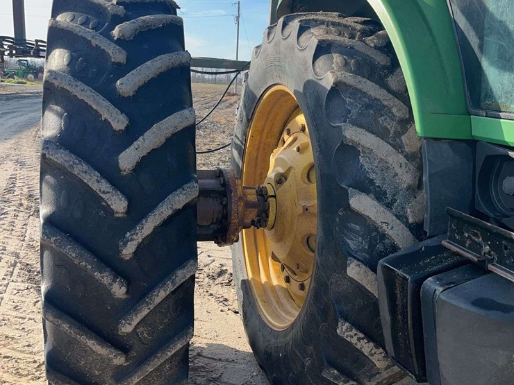 john-deere-8220-image-6
