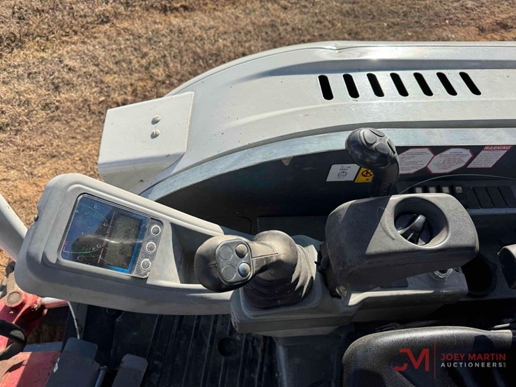 2019-takeuchi-tb230-image-20