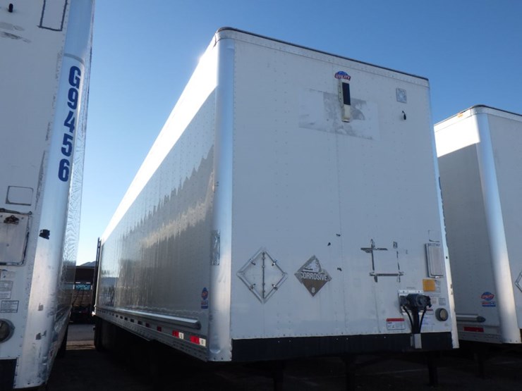 2022-utility-4000d-x-image-3