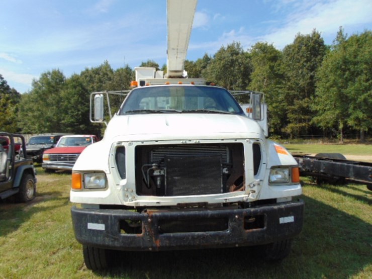 2004-ford-f750-image-2