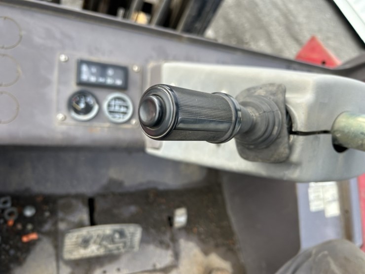 2005-manitou-m50-image-23