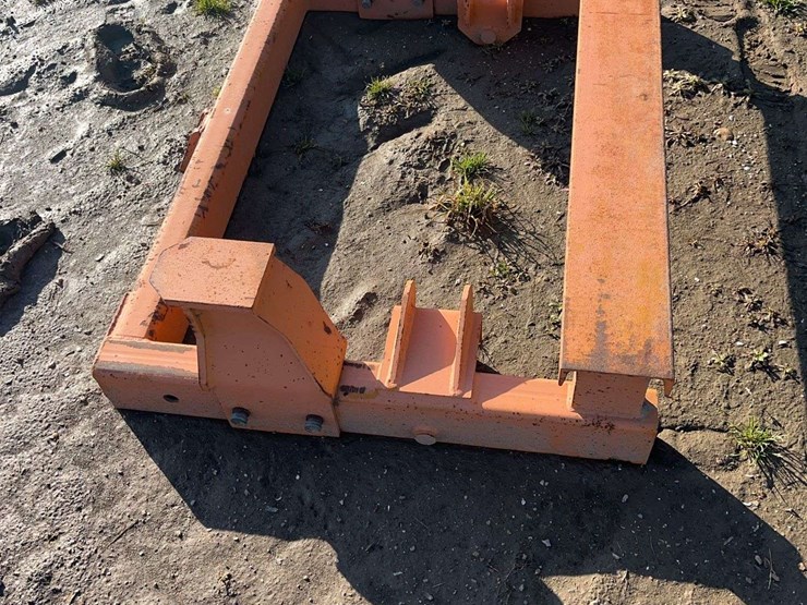 tensas-turn-table-equipment-mover-with-header-bracket-image-12