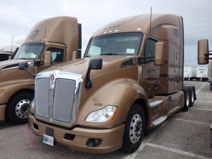 2022-kenworth-t680-image-1