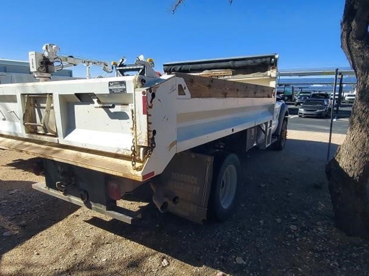 2013-ford-f550-image-3