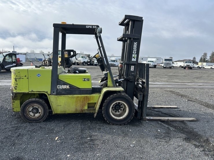 clark-gpx55-forklift-image-6
