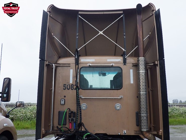 2022-kenworth-t680-image-12