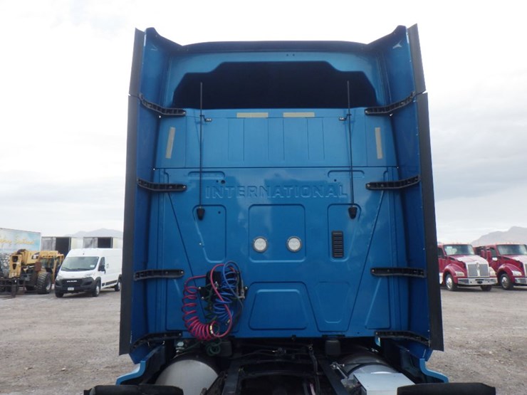 2019-international-lt-image-12