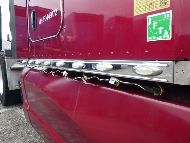 2015-kenworth-t680-image-6