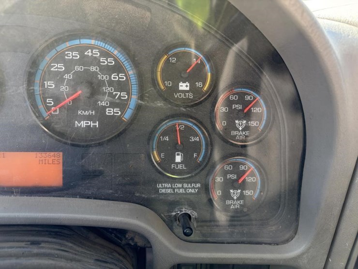 2012-international-workstar-7400-image-17