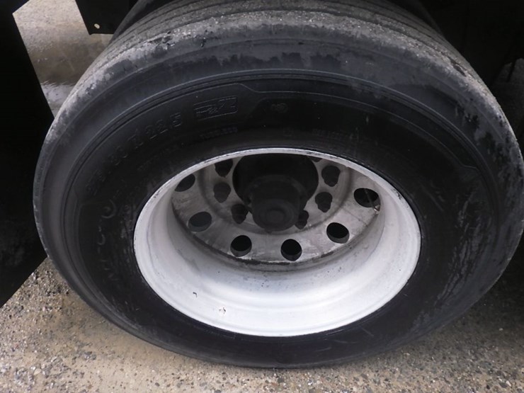 2016-hyundai-reefer-image-11