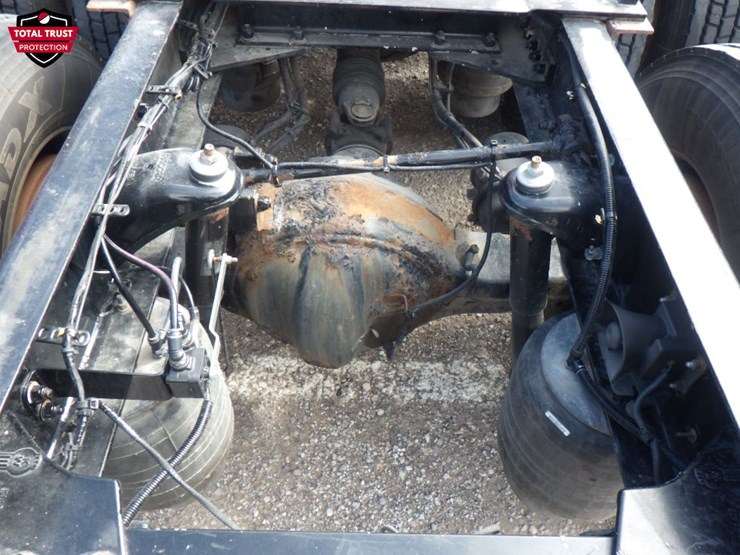 2020-kenworth-t680-image-10