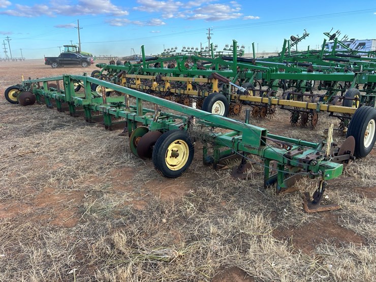 #94-•-sam-stevens-crop-slide-image-2