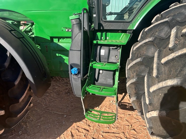 2020-john-deere-8345r-image-36