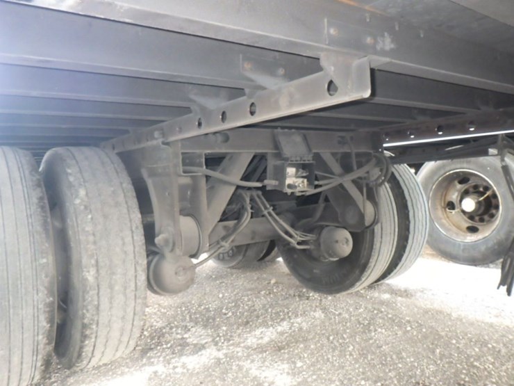 2022-utility-4000d-x-image-5