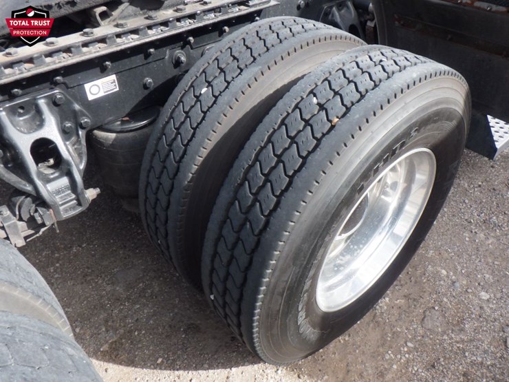 2020-kenworth-t680-image-5