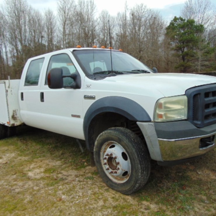 2007 FORD F550