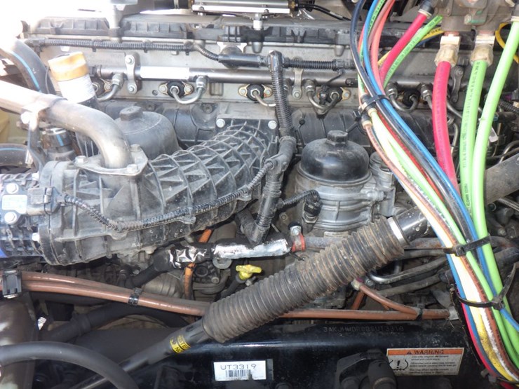 2024-freightliner-cascadia-126-image-25