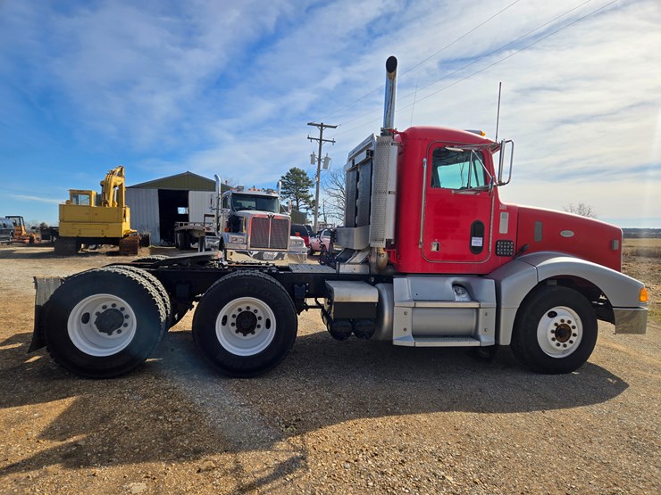 1997-peterbilt-377-image-20