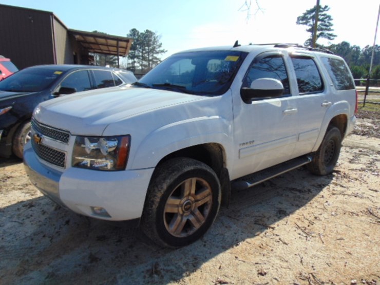 2014-chevrolet-tahoe-z71-image-1