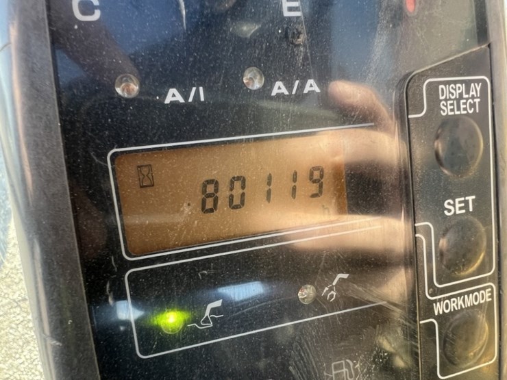 2004-deere-225c-lc-image-35