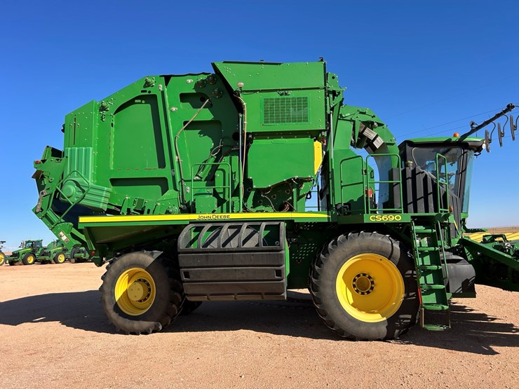 john-deere-cs690-image-16
