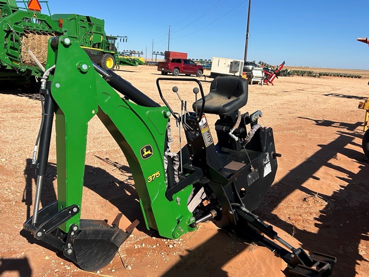 john-deere-375-image-1