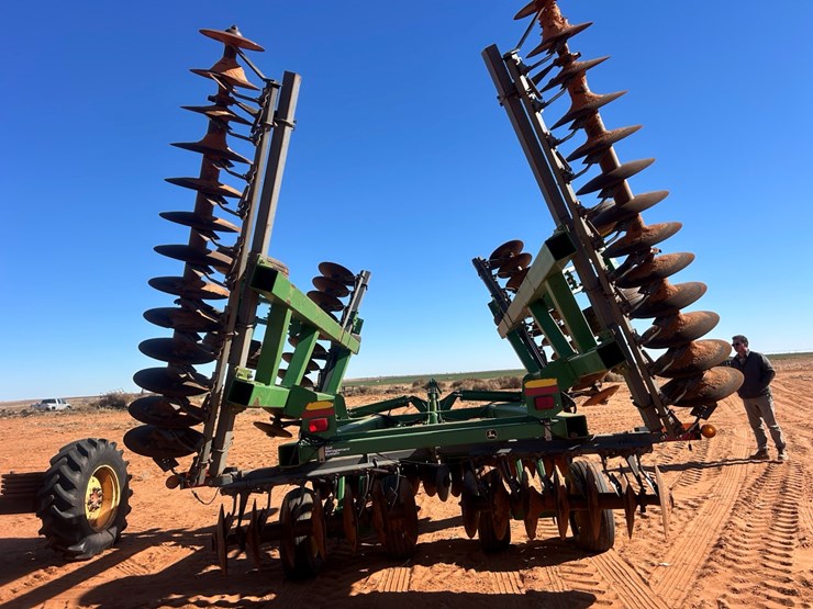 john-deere-637-image-5