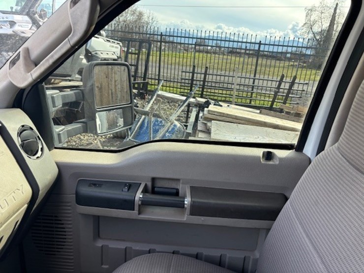 2008-ford-f550-sd-image-28