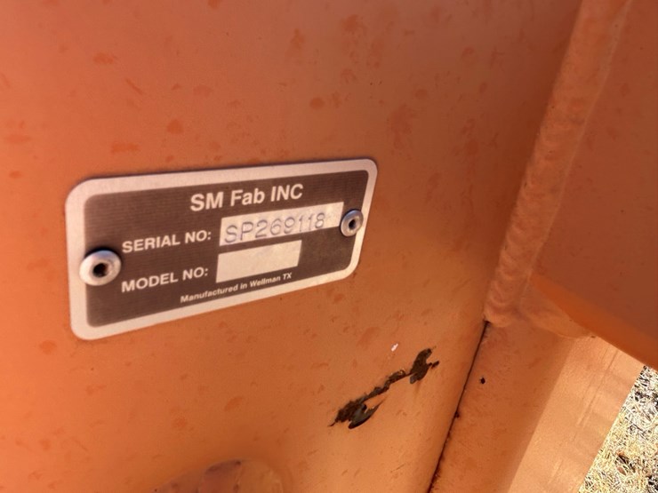 #72-•-sm-fab-bale-mover-image-5