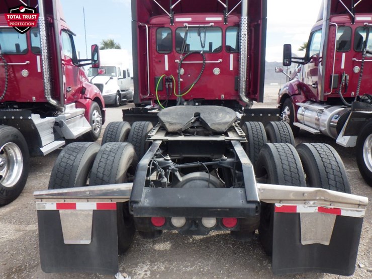 2020-kenworth-t680-image-8