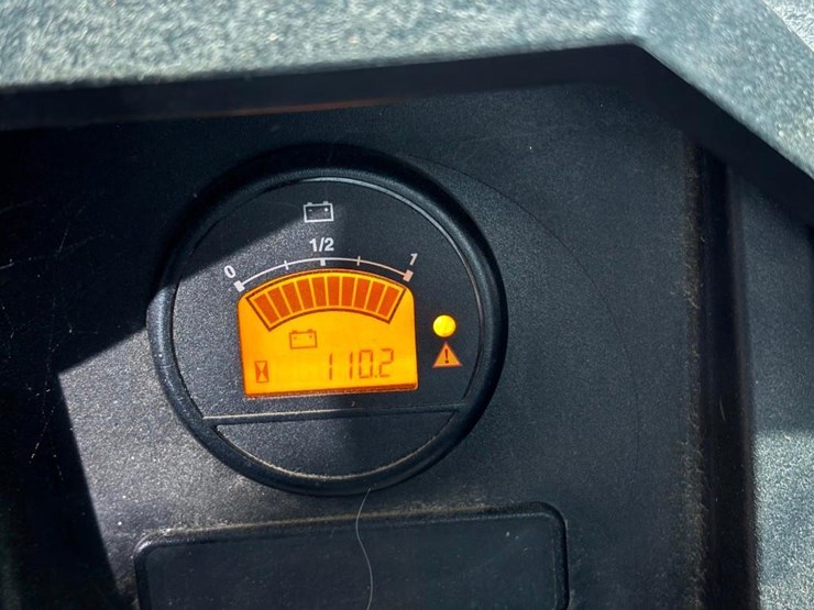 2014-polaris-ev-utv-image-7