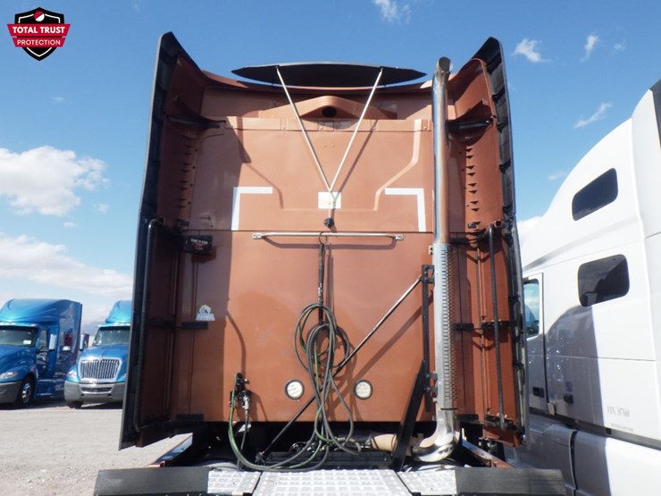 2023-mack-anthem-image-10