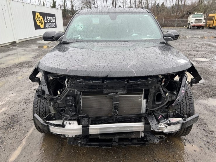 2024-ford-explorer-image-8