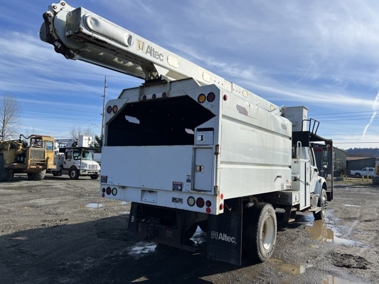 2015-freightliner-m2-s/a-bucket-truck-image-4