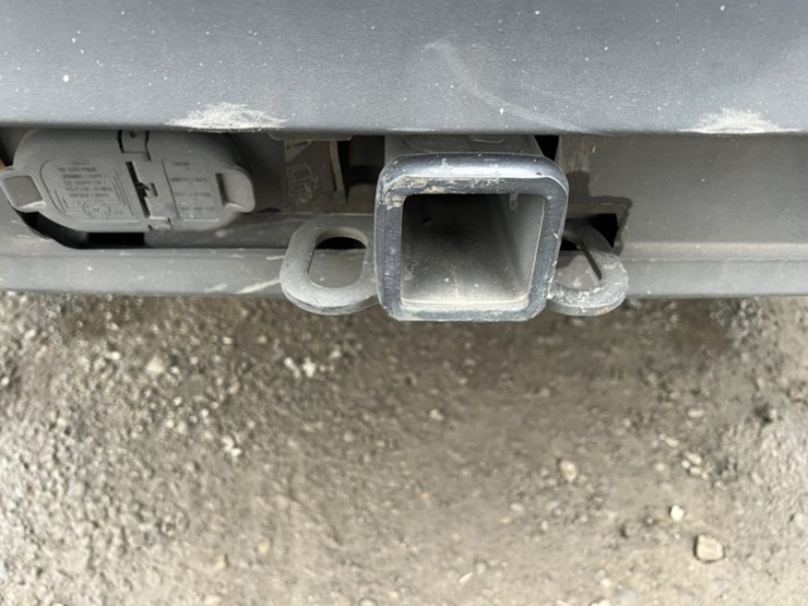 2021-ford-explorer-image-19