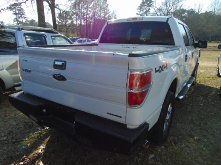 2014-ford-f150-xlt-image-2